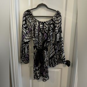 Beautiful butterfly short silk dress. Size M. Laundry by Shelli Segal